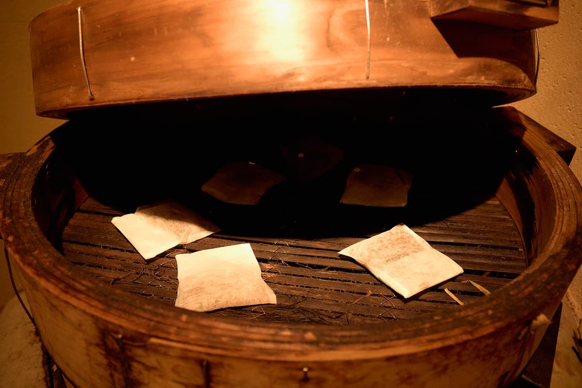 薬草スチームサウナにある巨大なセイロ