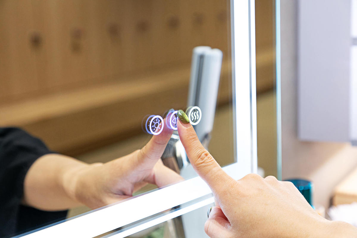 パウダースペースの化粧鏡