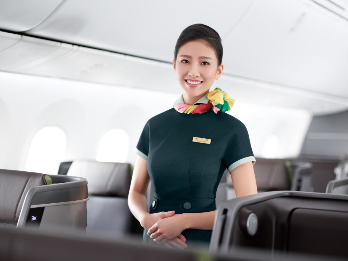 キャビンクルー