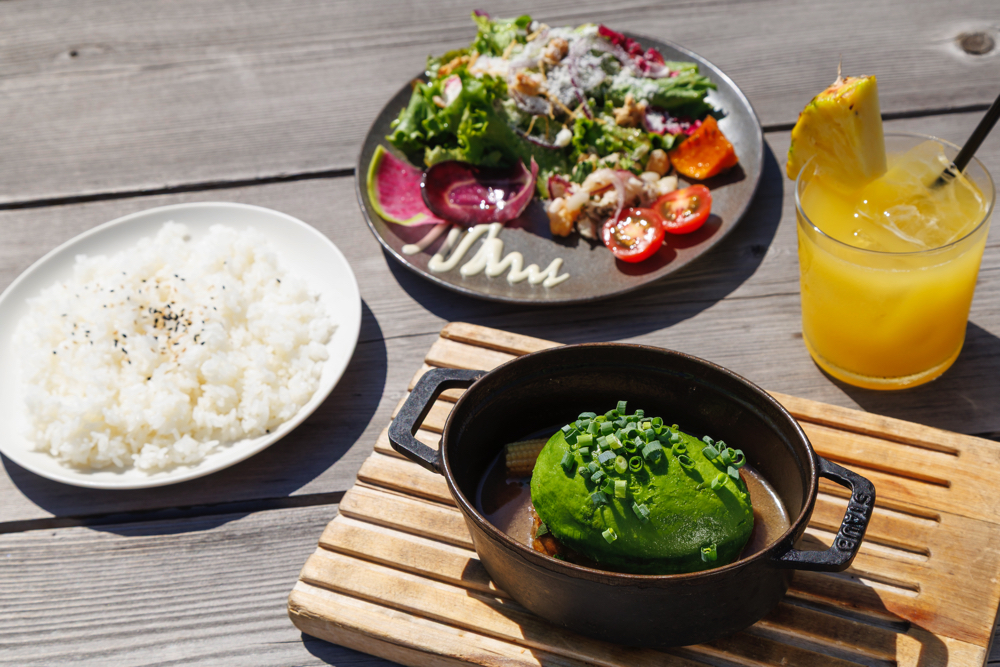 Double Doors NAVY「和牛ハンバーグLunch Set」1950円