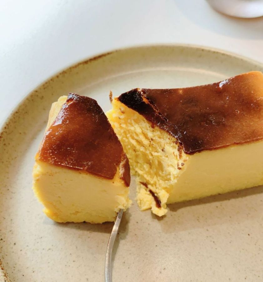 「バスクチーズケーキ」650円