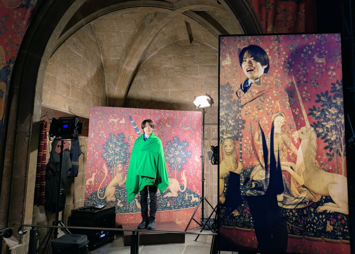 透明マントの撮影の秘密が明らかに