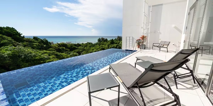 【沖縄】夏を先取り！ プール付きAirbnb宿5選