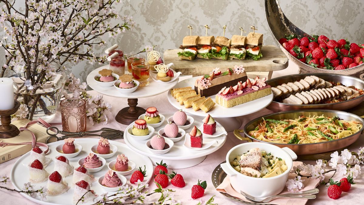 【ザ・リッツ・カールトン大阪】ホテルでラグジュアリーに楽しむイチゴシーズン到来！春を味わい尽くすアフタヌーンティー＆ビュッフェ