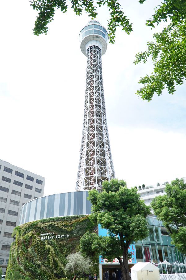 横浜マリンタワー外観1