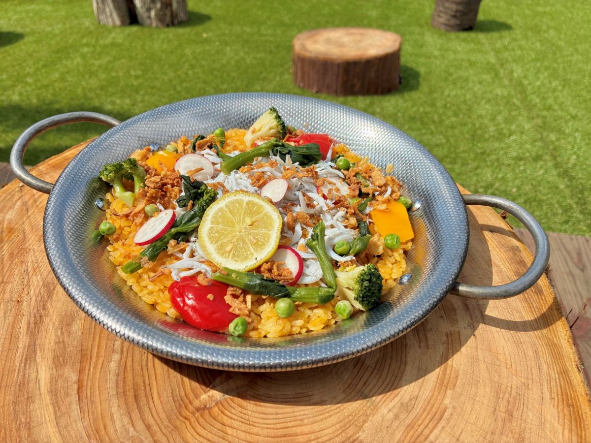 本格パエリア専門店 MARIO（2号館1Fフードコート）「しらすと春野菜のパエリア」