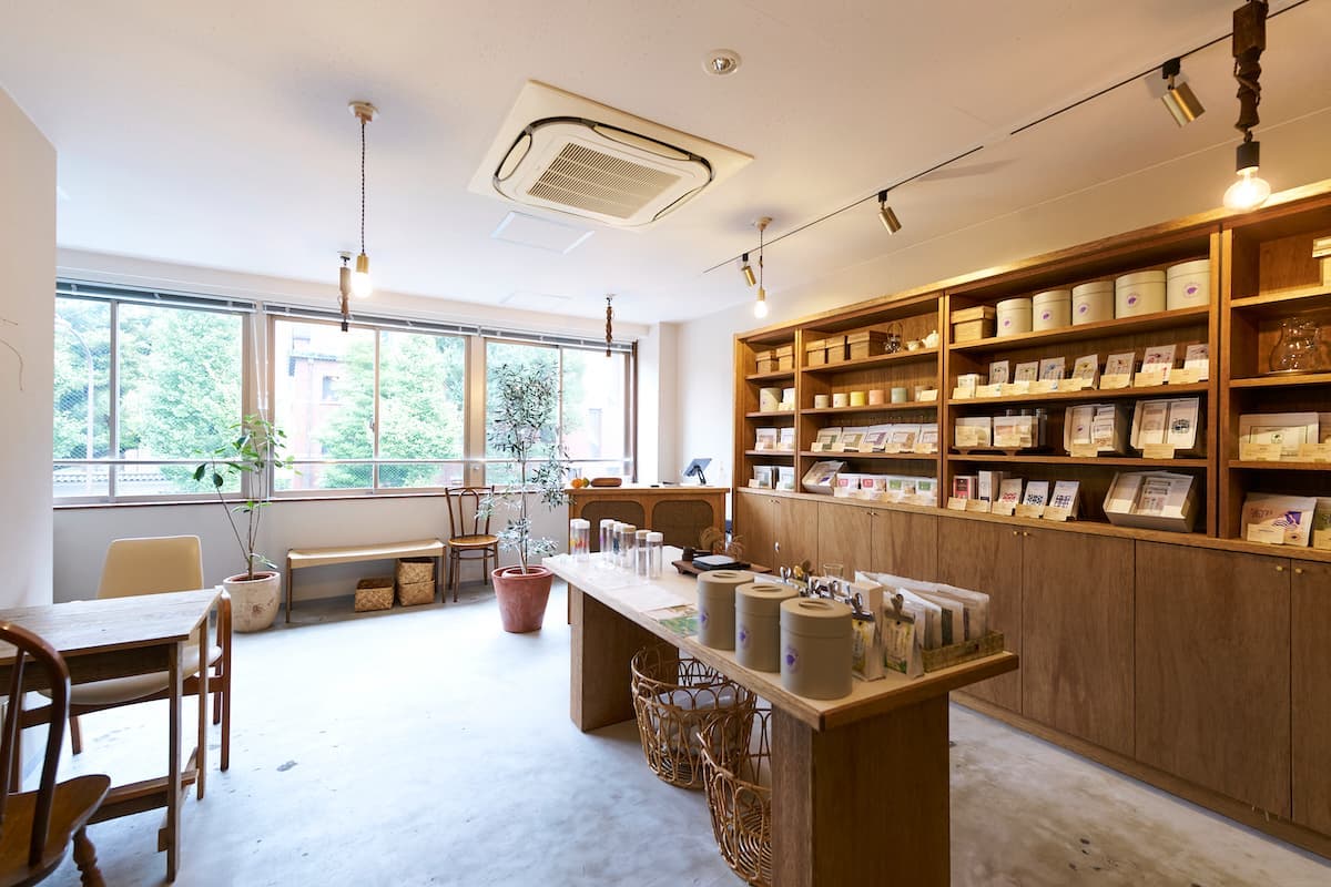 aardvark TEA 東大赤門前店内