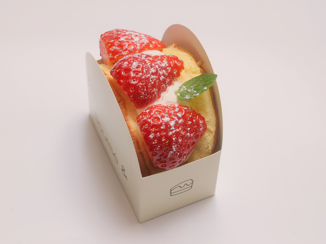 「ショートケーキ」800円