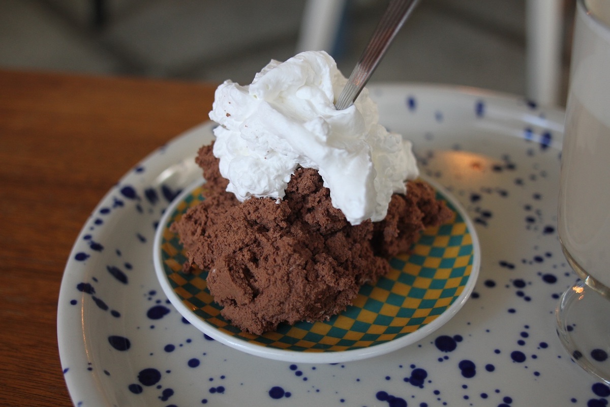 「チョコムースケーキ」