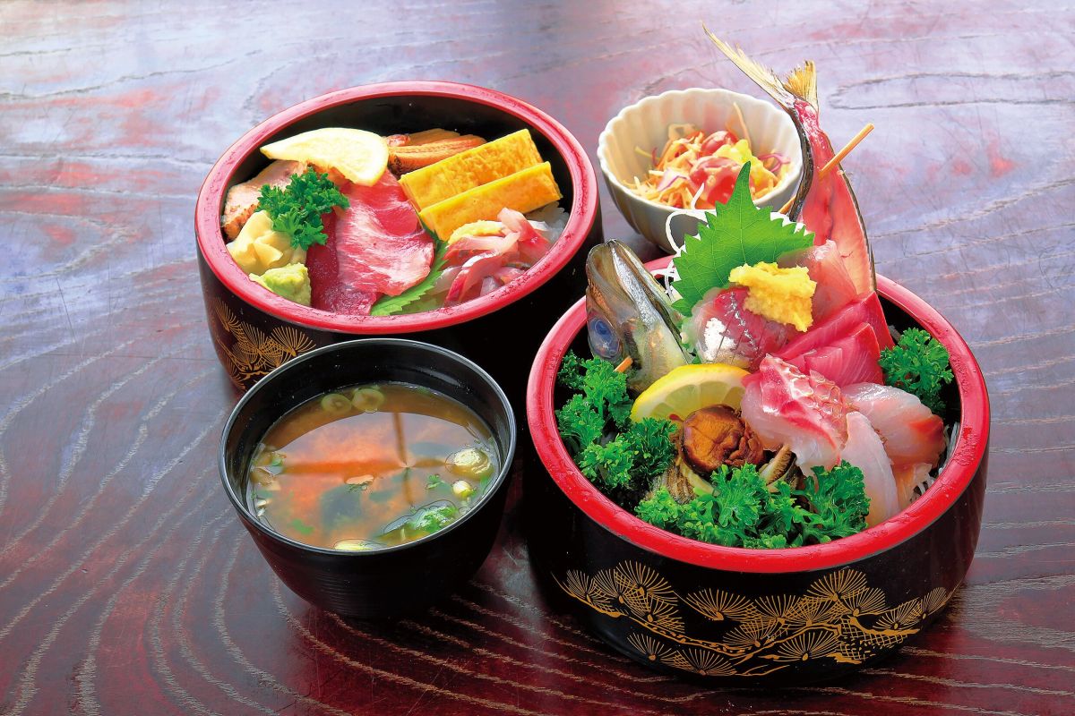 お食事処 名代亭