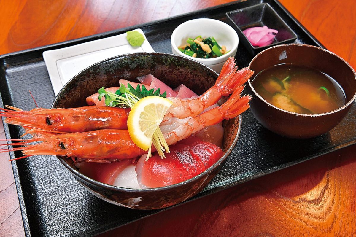魚屋食堂勝浦