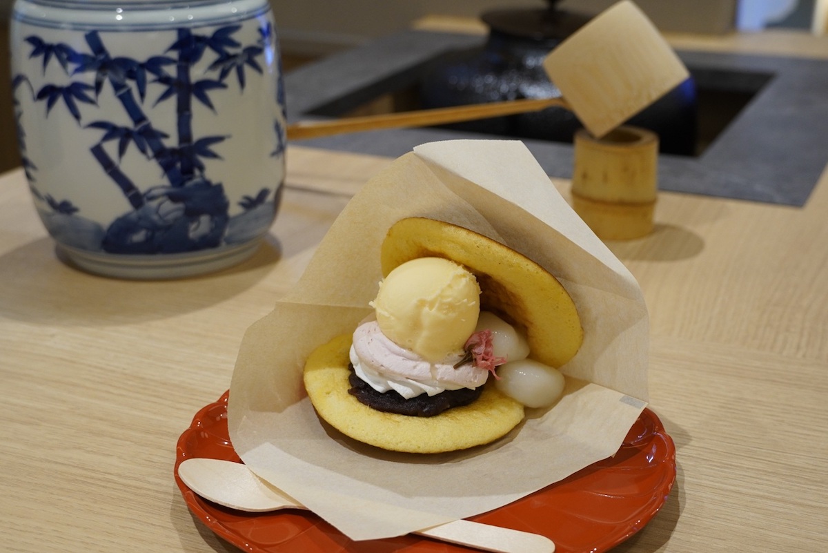 どらやき 桜スペシャル（イートインのみ）【春限定メニュー】990円