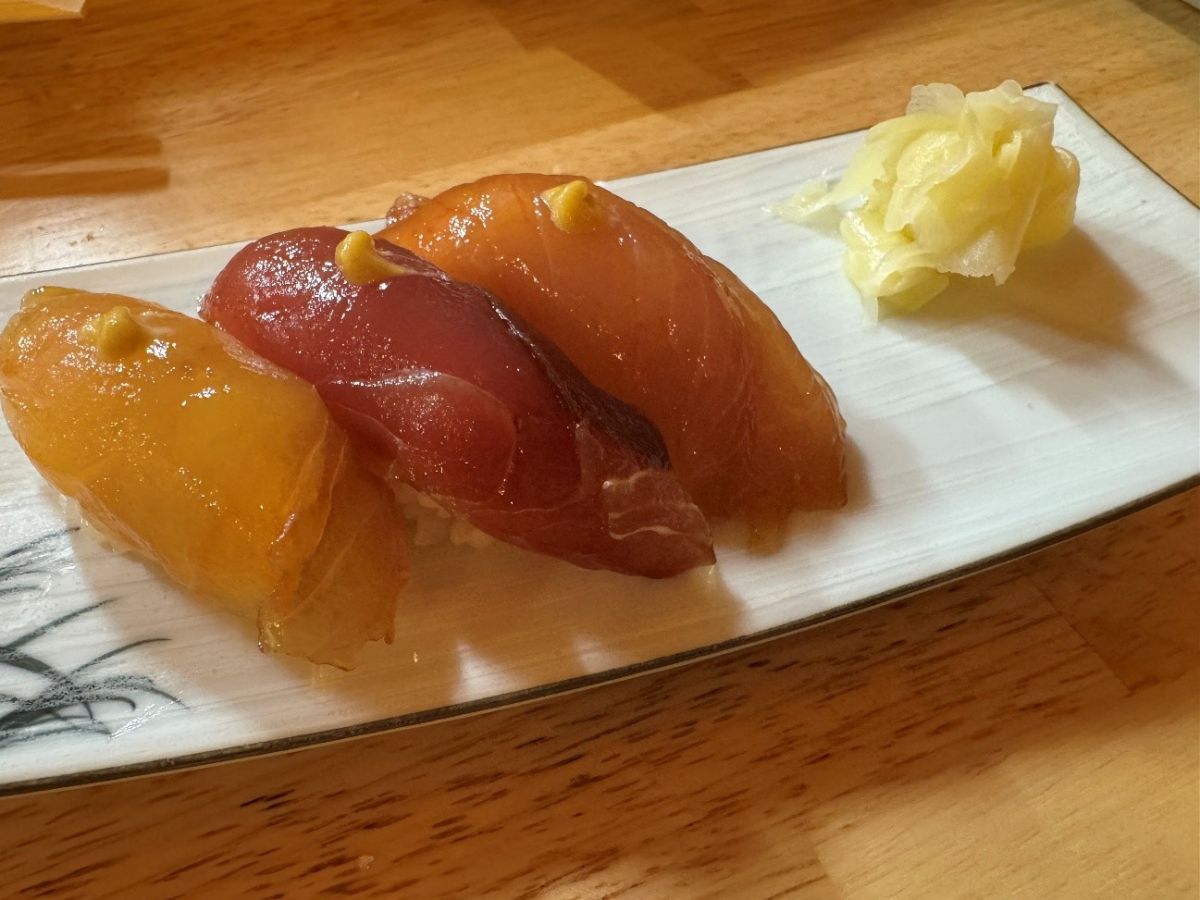 「島寿司」一貫220円　