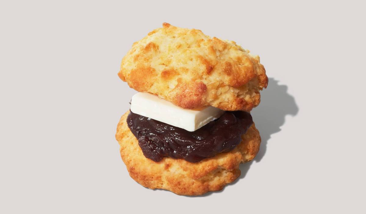 「あんバタースコーンサンド」390円