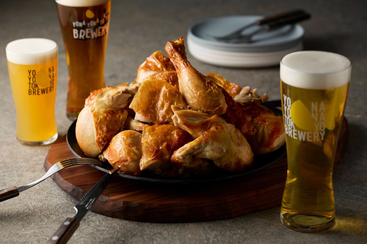 岩手県産「菜彩鶏」を使用したローストチキン　