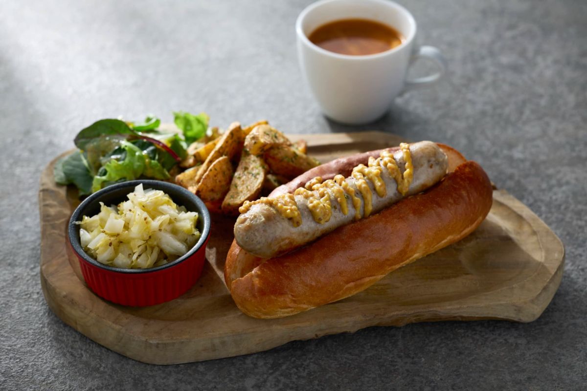 ランチ限定「自家製ホットドッグ」