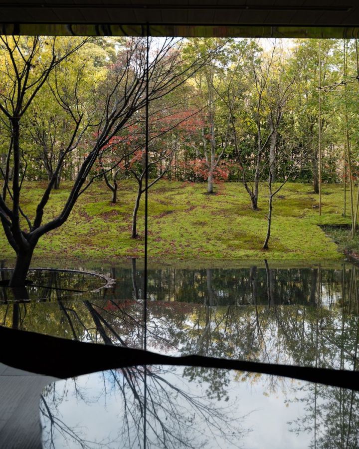 「ギャリア・二条城 京都」ロビー