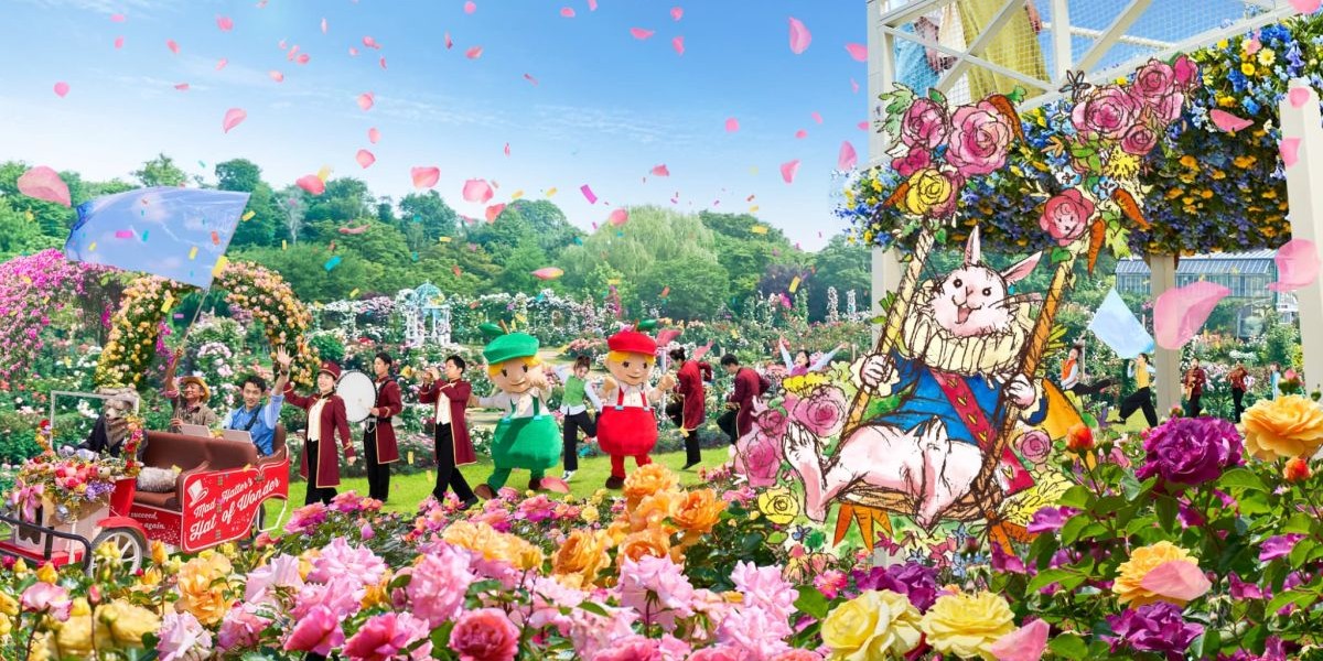 【2026最新】関東近郊のバラ情報まとめ～花畑の絶景や、コラボ、バラにちなんだグルメも！フォトジェニックな1枚を撮りに行こう～