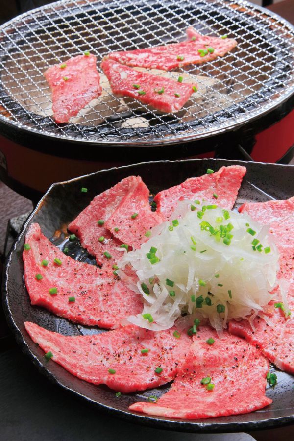 石垣牛炭火焼肉 やまもと
