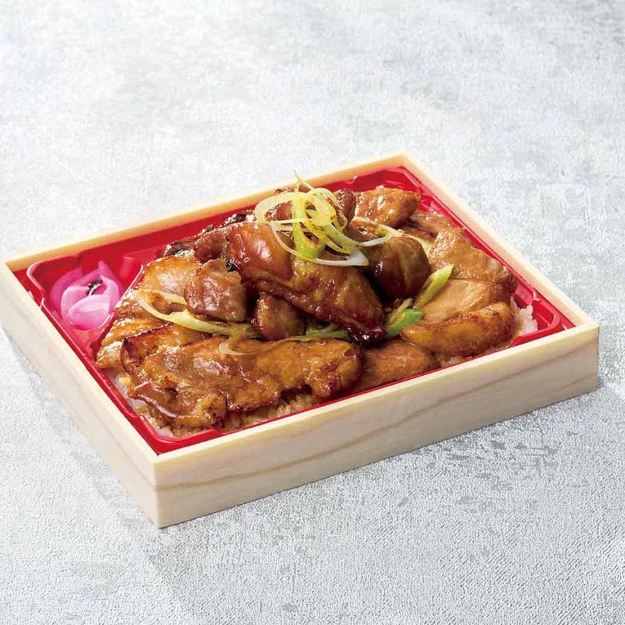 「十勝食べるラー油＆よくばり豚弁当」2,376円【各日限定30折】