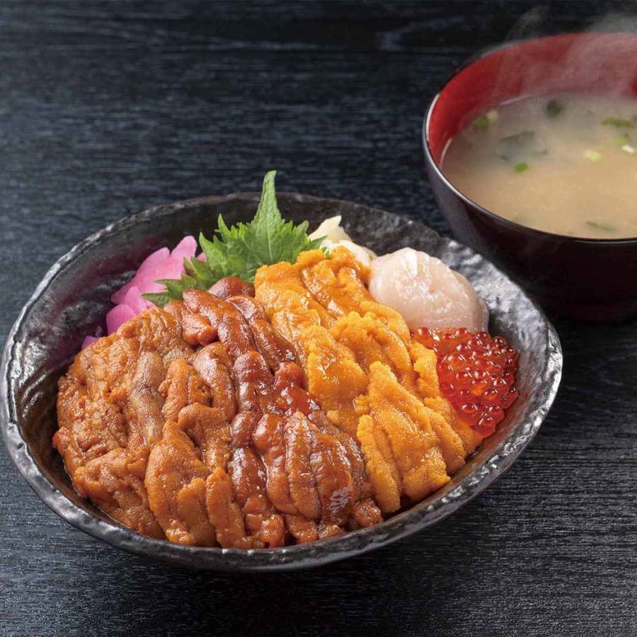 ［余市］うに専門店世壱屋／うに食べ比べ丼　極（味噌汁付き、１食）６，６００円　　　　　　※各日限定３０食