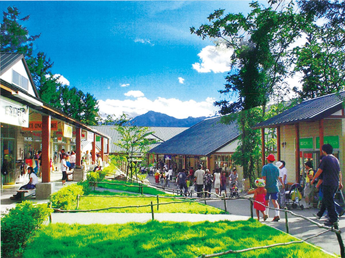 高原グルメや雑貨がいっぱい！高原リゾート・小淵沢でショッピング三昧 