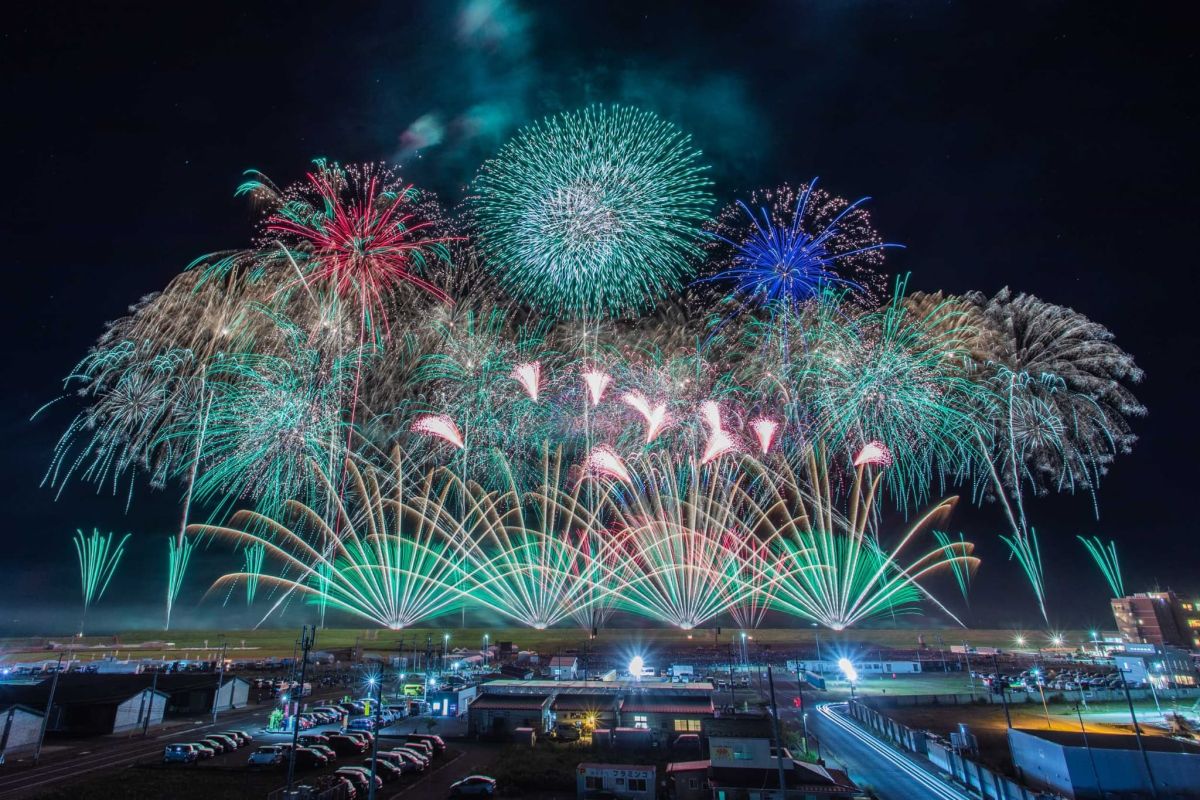 SKY ORCHESTRA &mdash; 日本最高峰の花火集団による超演舞 &mdash;