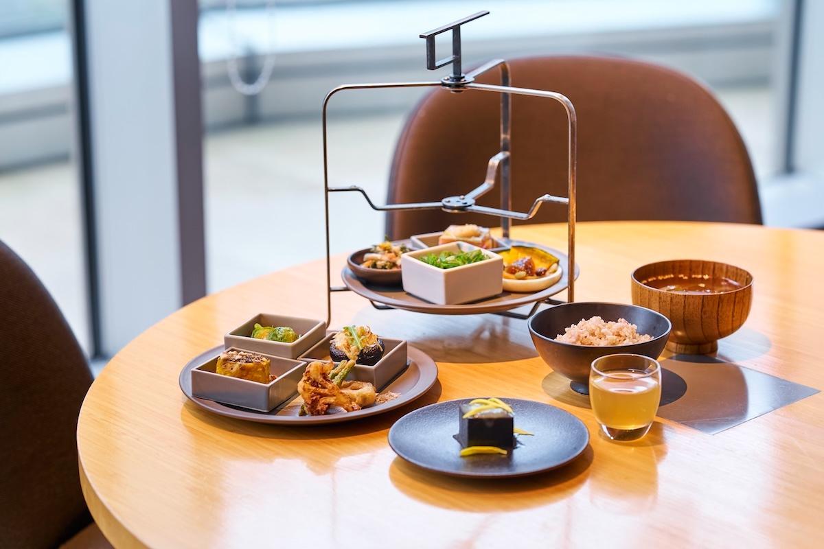 「冬野菜のベジミールスタンド」4290円（2025年3月時点）。14〜17時は提供なし