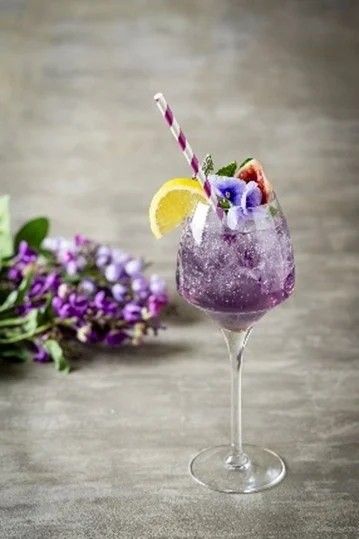 「無花果と林檎のヴァイオレットソーダ」