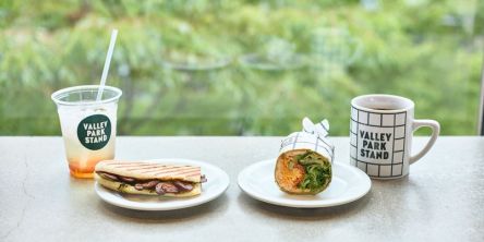 【渋谷】都会の朝を楽しむ、“公園続き”のモーニングカフェ。「VALLEY PARK STAND」