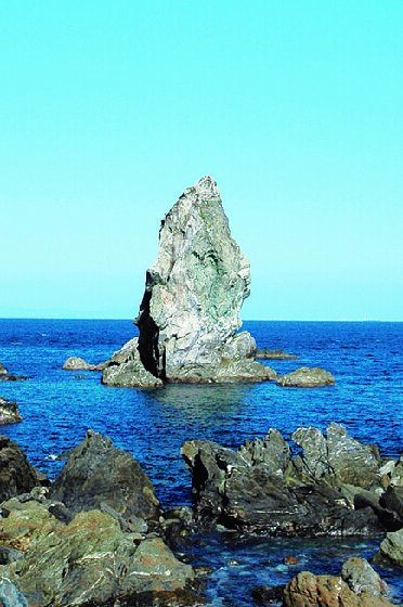 上立神岩の画像