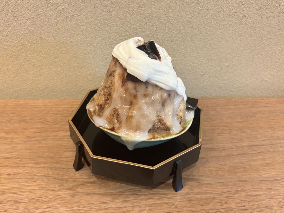 「氷大福　黒」1800円