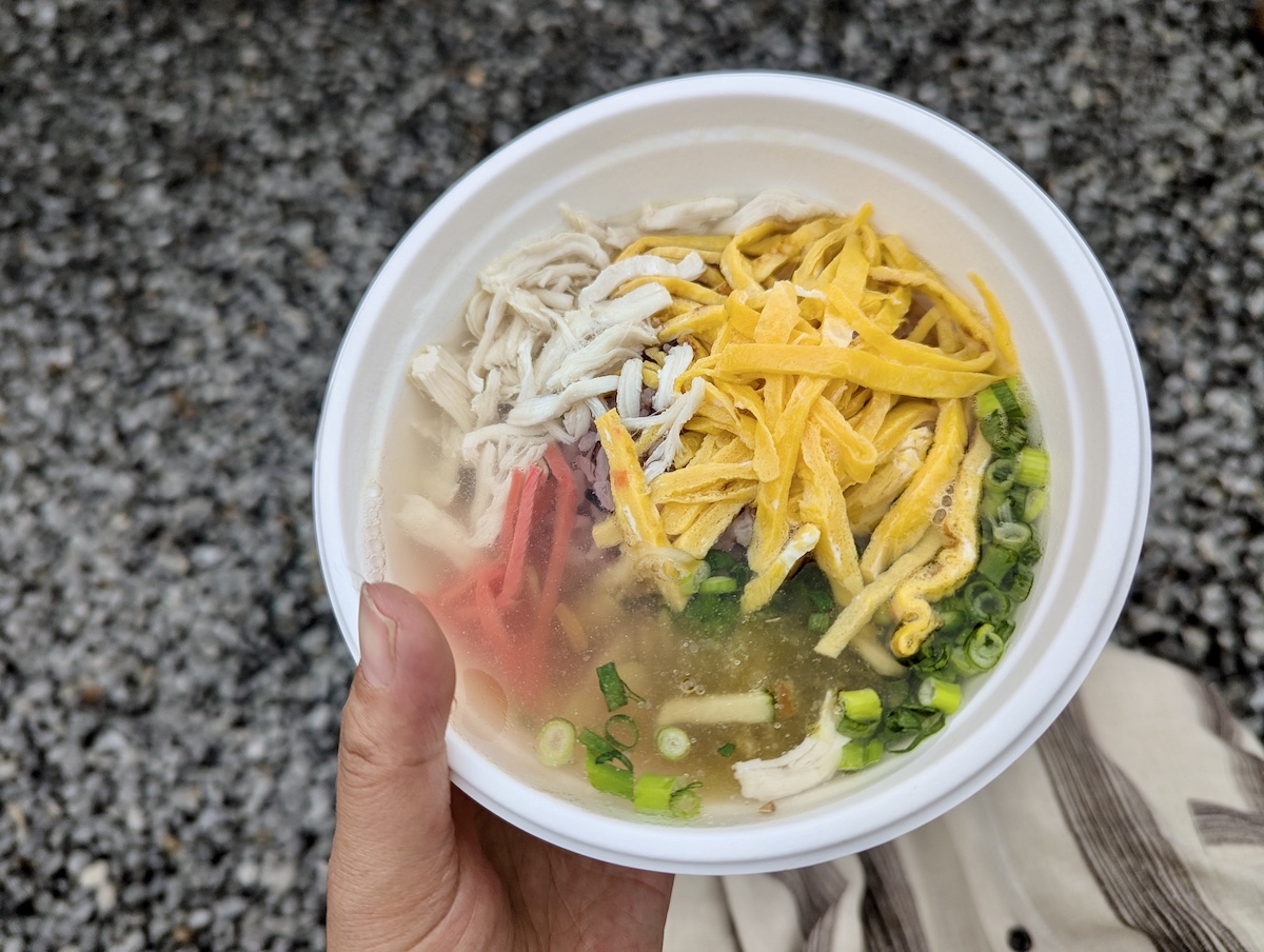奄美大島のソウルフード「鶏飯」はマストで食べたい！ 普段は「郷土料理鶏飯 ひさ倉」や「鳥しん」などのお店で食べられます