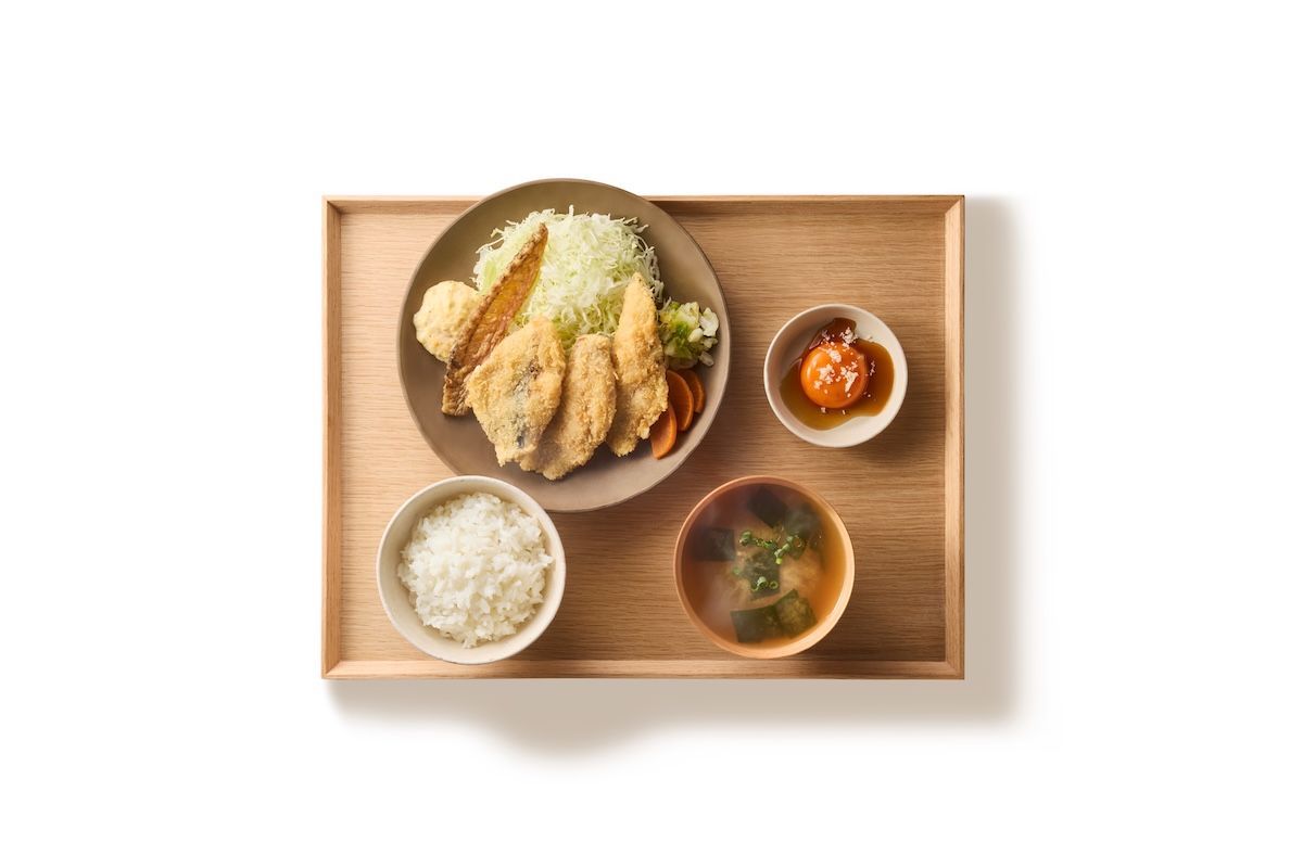 「手仕込みアジフライ定食」1480円