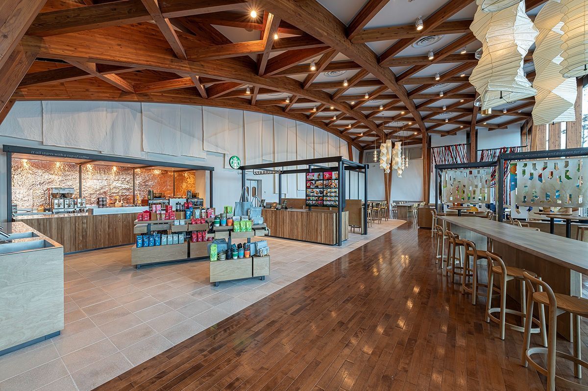 「スターバックス コーヒー 皇居外苑 和田倉噴水公園店」