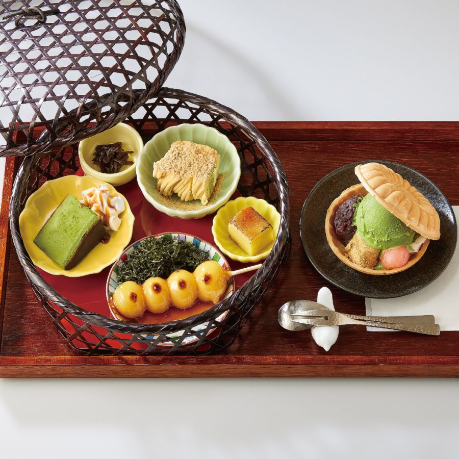 「和のアフタヌーンティー～紬の贅沢スイーツ食べ比べ～」2310円（写真提供：プロントコーポレーション）