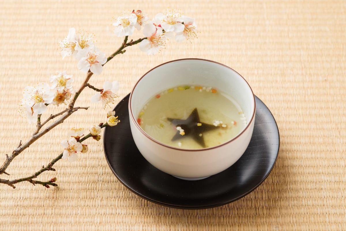 「厄除けこんぶ茶（祈祷済み）」初穂料2000円　※写真はイメージです／写真提供：晴明神社