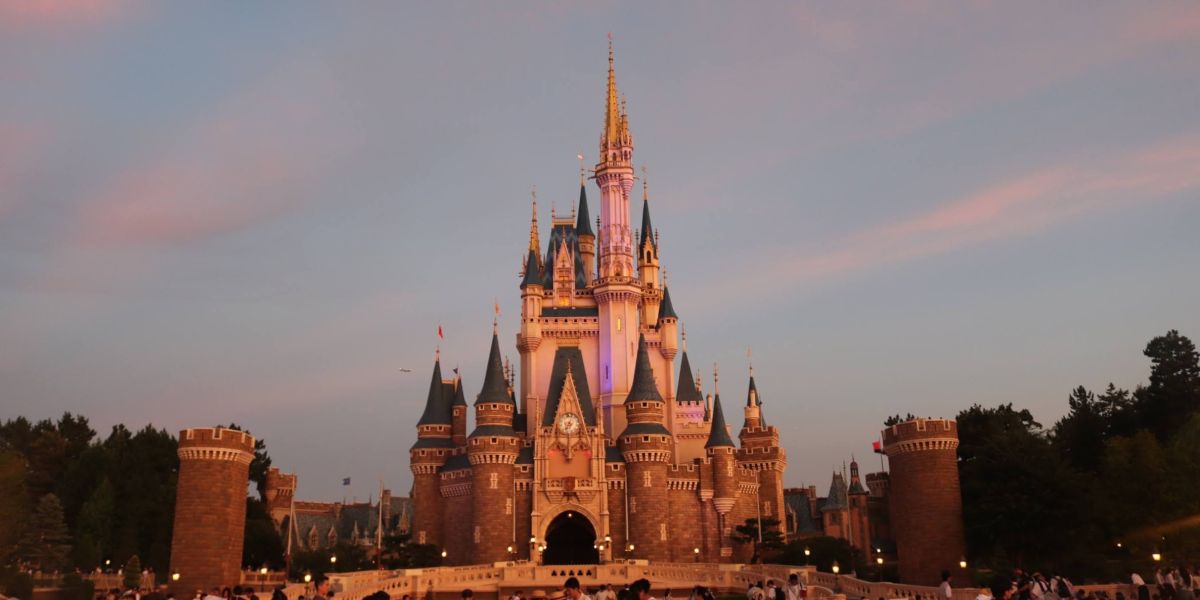 【東京ディズニーランドを満喫する秘訣③】アーリーイブニングパスポートで楽しむ! 夕方からの東京ディズニーランド