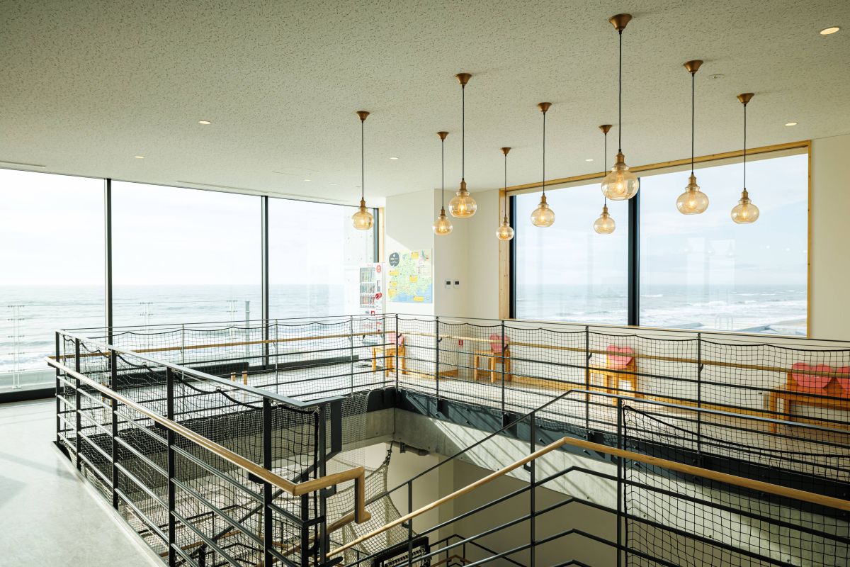 「道の駅 しらぬか恋問館」2階屋内外展望エリア