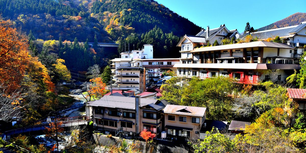 四万温泉