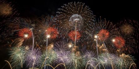 秋田県のおすすめ花火大会、2026年の開催・中止は？