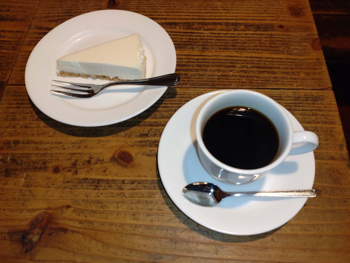 「ケーキセット（コーヒー）」1000円