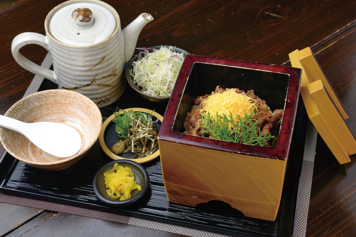 すき焼き・うどん にし川