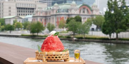 大阪・北浜に「てのべたかだや北浜茶寮」がオープン。土佐堀川沿いのテラス席で味わう絶品の三輪そうめん&季節限定のかき氷
