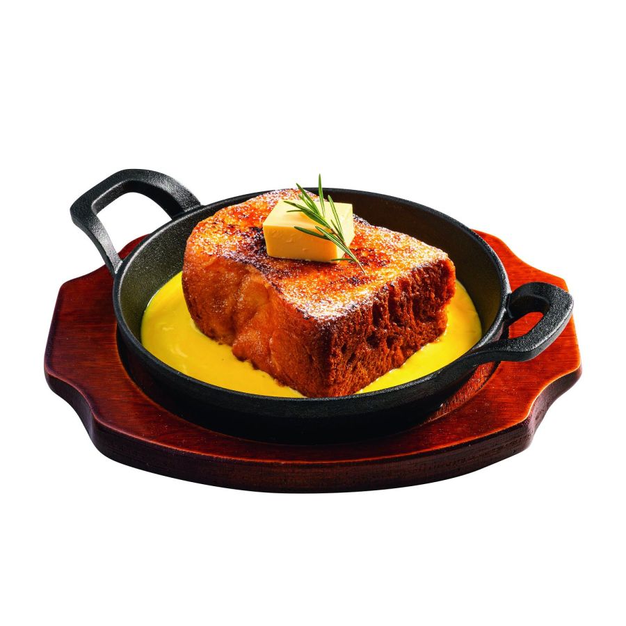 「クレームブリュレフレンチトースト」W1万3000。キャラメリゼされたカリッと香ばしい食感が◎