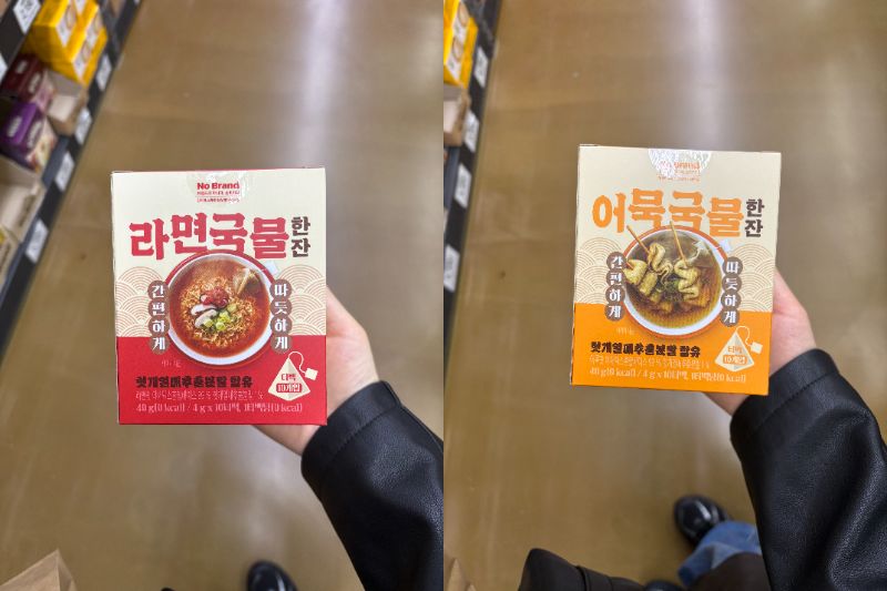 「ラーメンスープ」（左）、「おでんスープ」（右）各W3980。ダシの利いた 本格スープが手軽に作れるティーバッグ。マグカップにお湯を注ぐだけで、一瞬で韓国の屋台の味になり、軽くてかさばらないので大量買いにもおすすめ