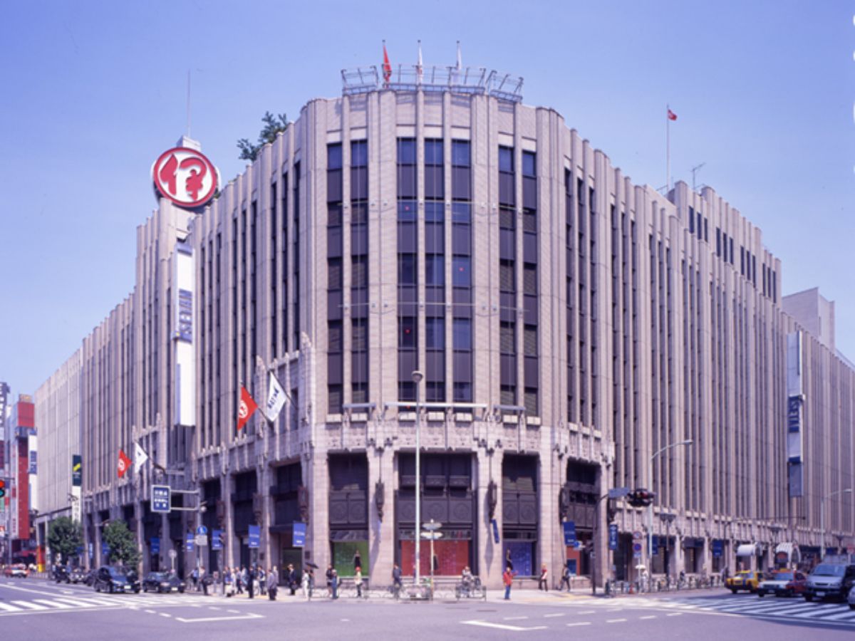 「伊勢丹新宿店」