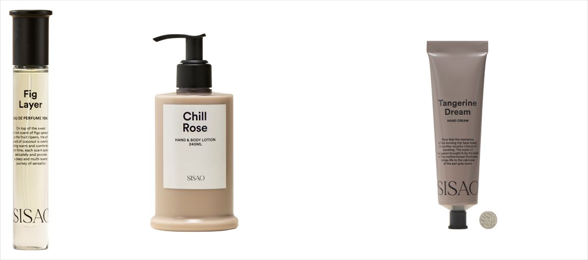（左から）10mlサイズの香水W3万9000、ハンド＆ボディローション240ml W4万2000、ハンドクリームW2万8000