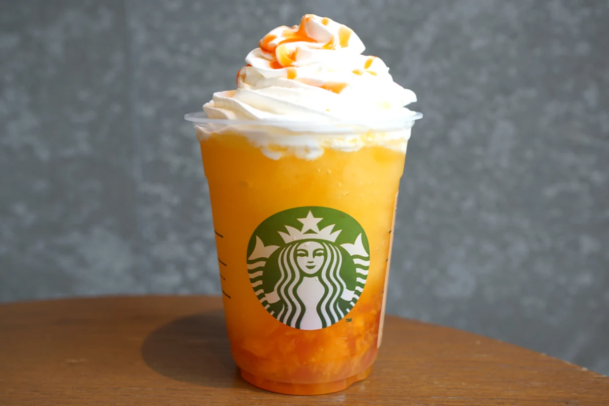 「ぎゅぎゅっと オレンジ ＆ マンゴー フラペチーノ&reg;」