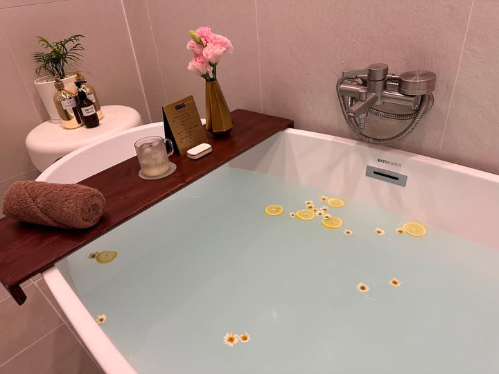 お湯にゆっくり浸かりながら、心も体もほぐれていくような贅沢な時間